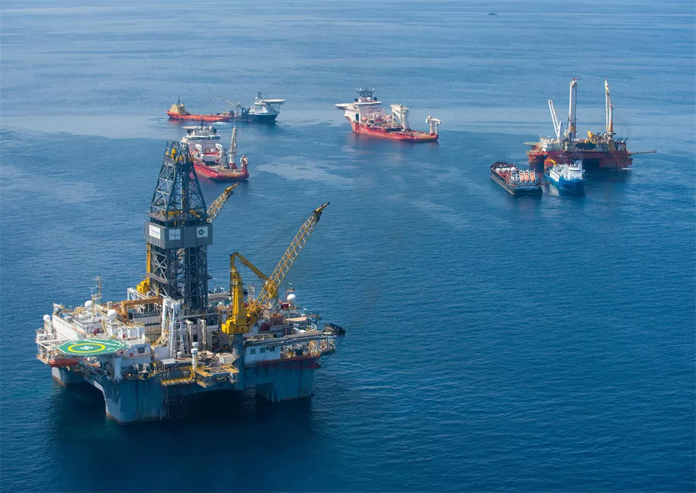Offshore, Onshore and various Drilling Platforms