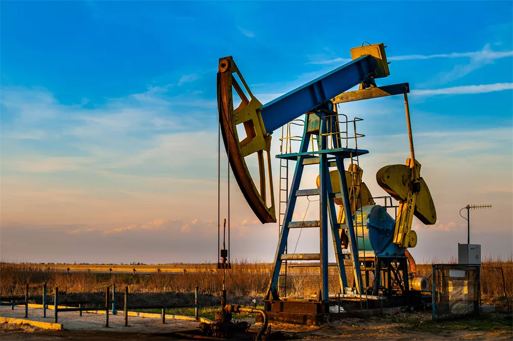 Offshore, Onshore and various Drilling Platforms